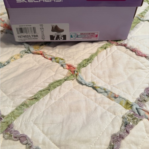 Skechers Brown Faux Fur Lined Boots - Picture 2 of 10